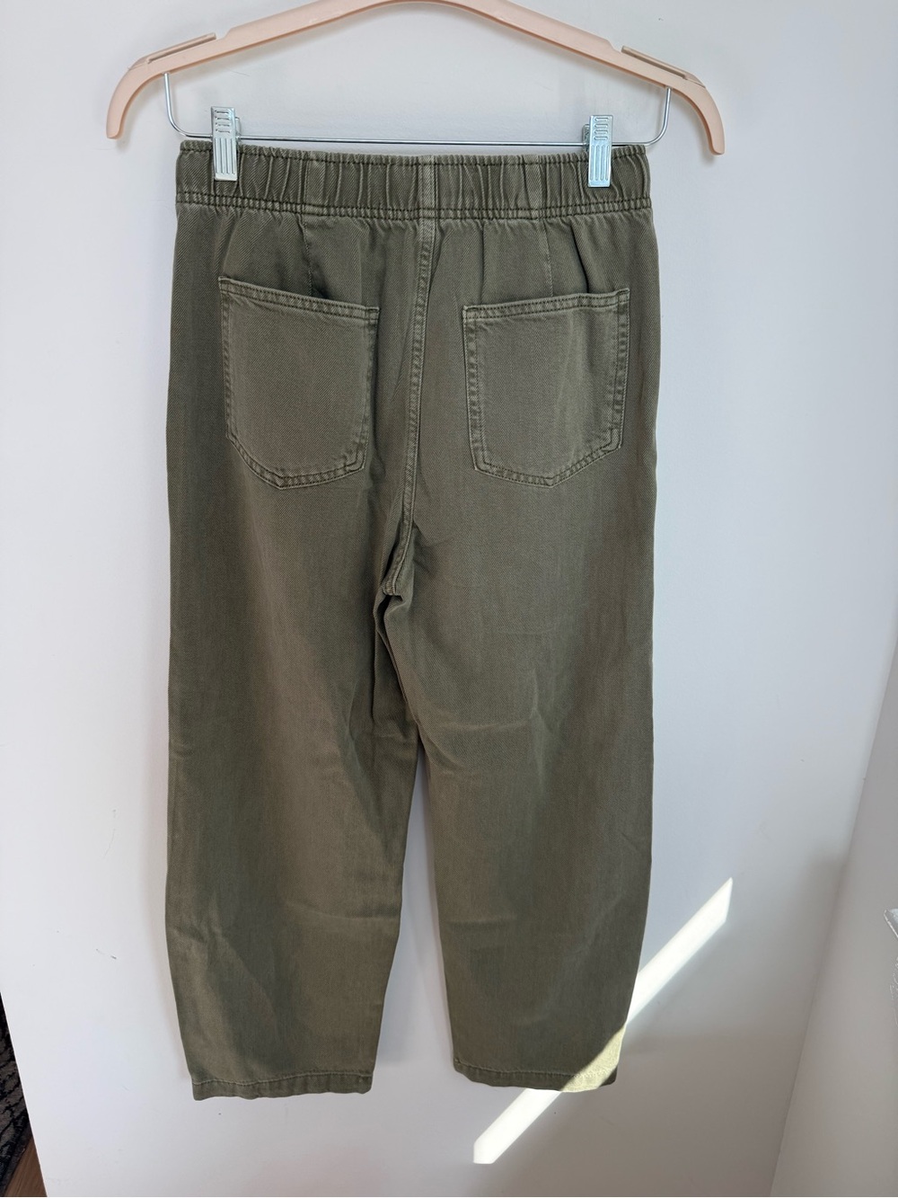 GAP Pull-on Barrel | Olive Drawstring Utility Pants - Picture 5 of 5